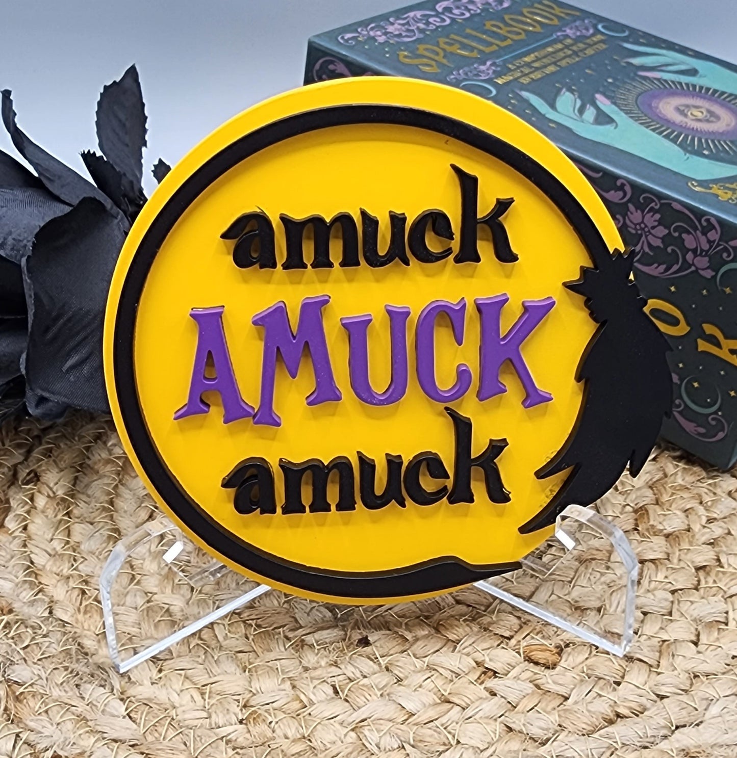 Amuck Shelf Sitter