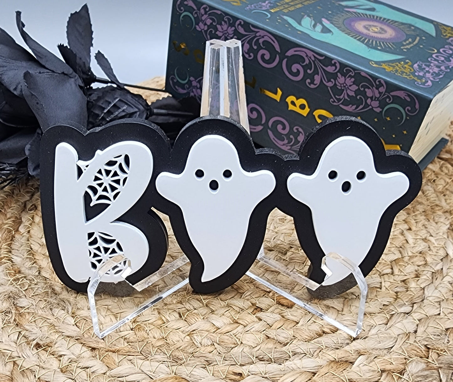 Boo Shelf Sitter