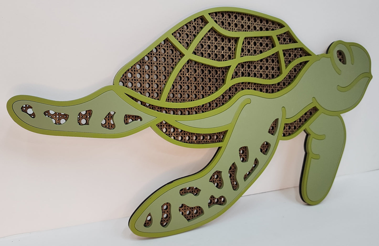 Sea Turtle Rattan Wall Decor