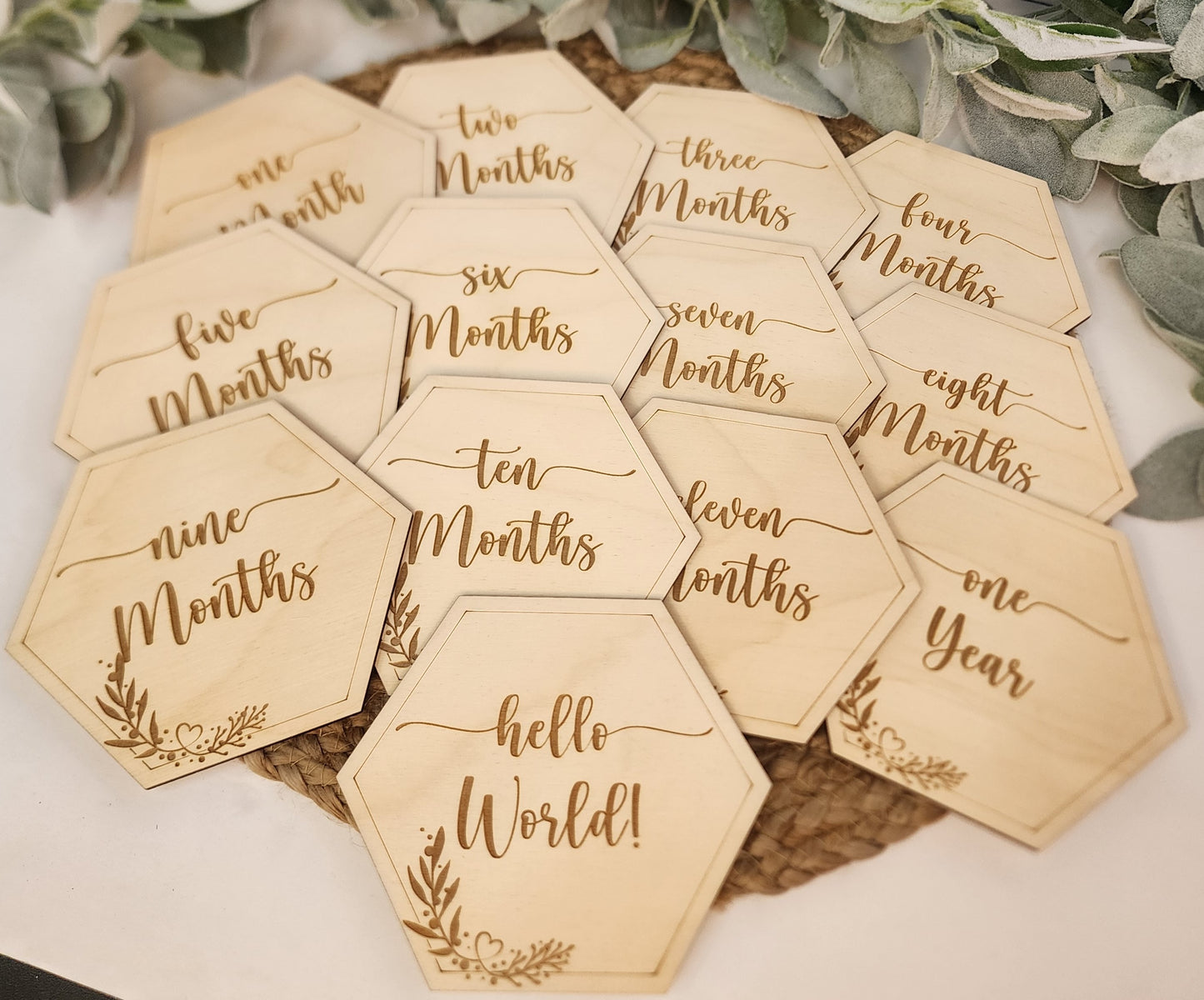 Hexagon Floral Monthly Milestone Discs